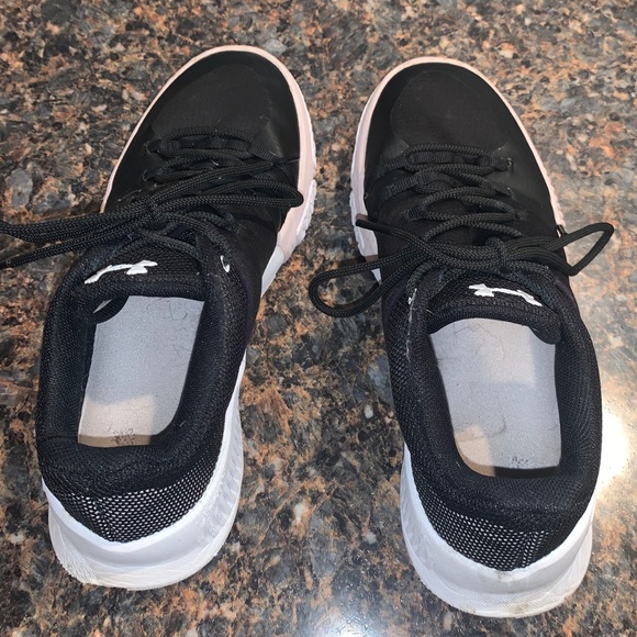 Under Armor Ultimate Speed Shoes - Picture 5 of 8